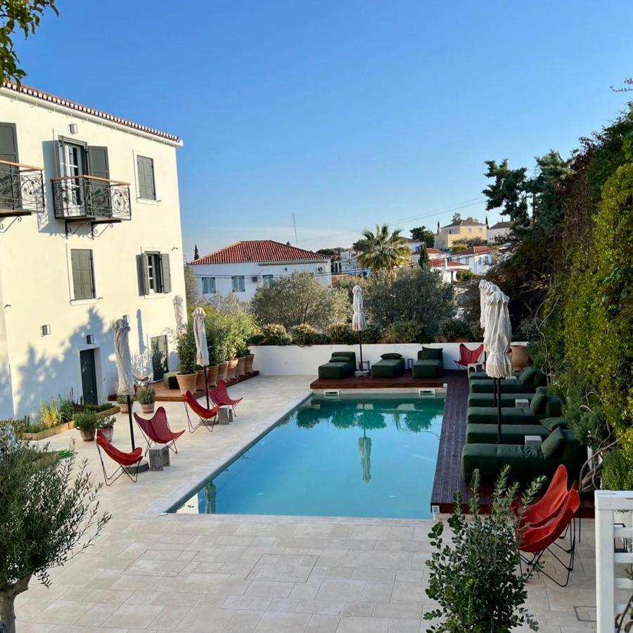 Yayaki Spetses Hotell Exteriör bild