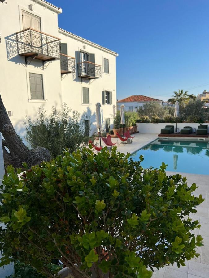 Yayaki Spetses Hotell Exteriör bild